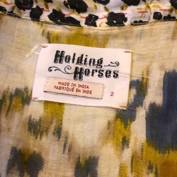 Blouse - Picture 2 of 3